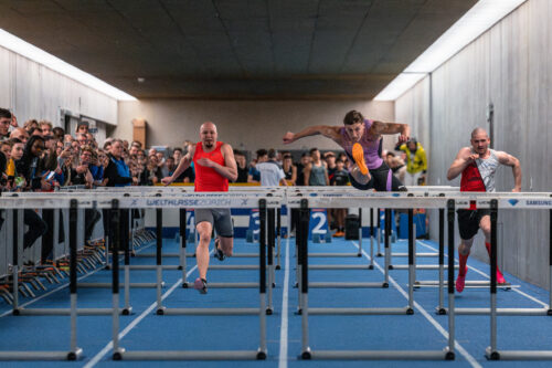 Schnellster Saisoneinstieg: Stargast Ehammer inspiriert beim LCZ-Hallenmeeting   