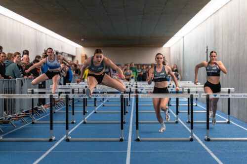 Schneller, höher, weiter – auch wenn’s eng wird unter der Letzigrund-Tribüne