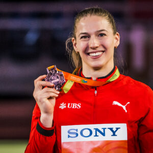 Angelica Moser strahlt erneut mit Hallen-WM-Bronze
